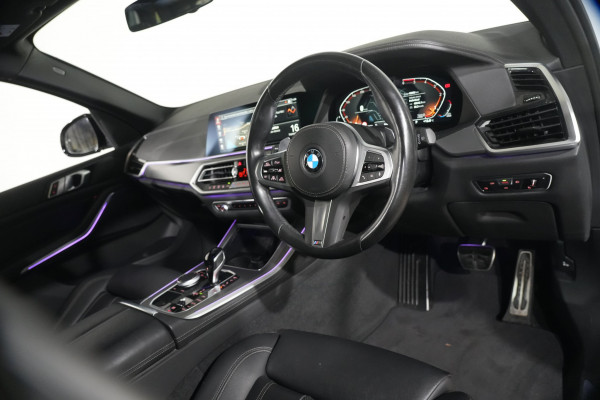 2022 BMW X5 xDrive30d SUV Image 12