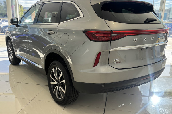 2022 GWM Haval H6 B01 Lux SUV Image 4