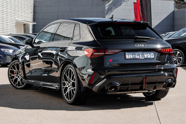 2025 Audi RS 3 GY  Hatch image 2