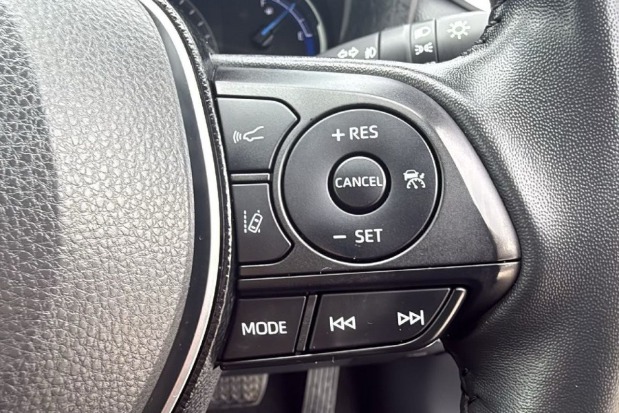 2020 Toyota RAV4 AXAH52R Cruiser SUV Image 24