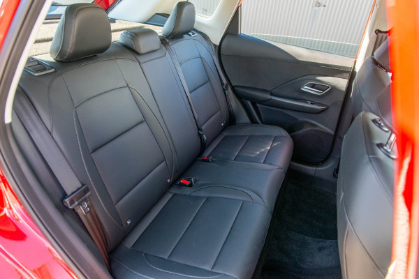 2026 MG ZS ZS32 Essence SUV Image 11
