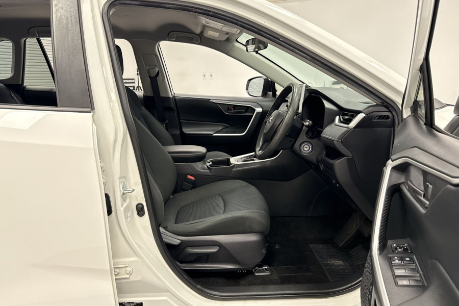 2019 Toyota RAV4 ASA44R GX SUV Image 19
