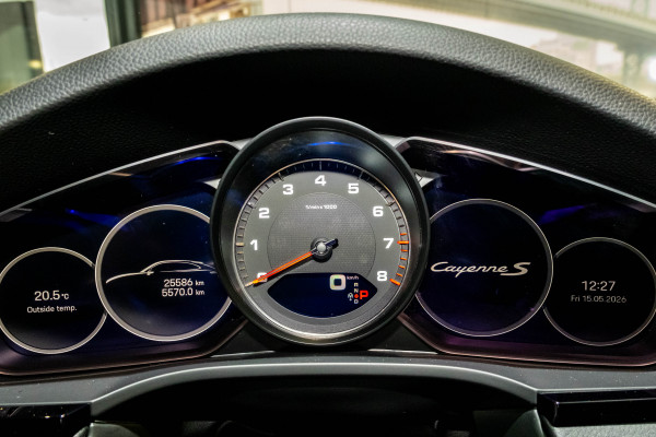 2022 MY23 Porsche Cayenne S Platinum Edition Coupe