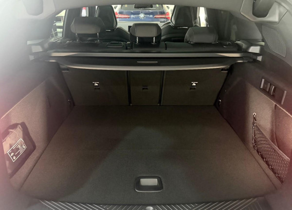 2026 BMW X3 G45 40d xDrive SUV image 8