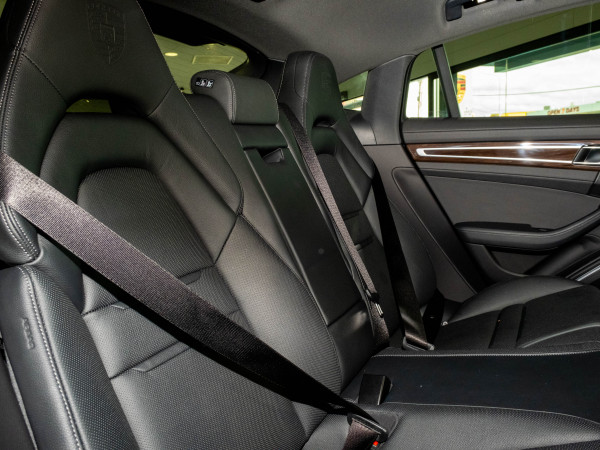 2021 MY22 Porsche Panamera 971 Sedan image 27