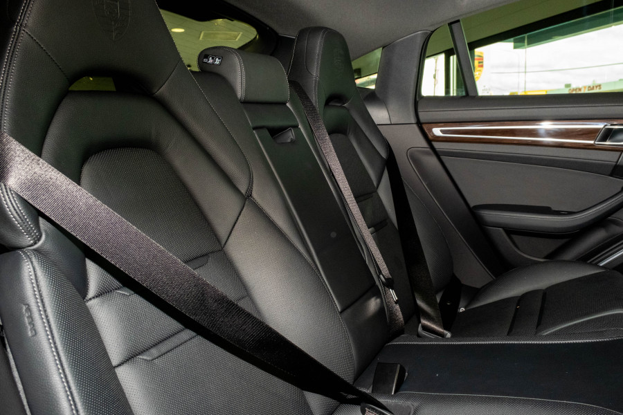 2021 MY22 Porsche Panamera 971 Sedan