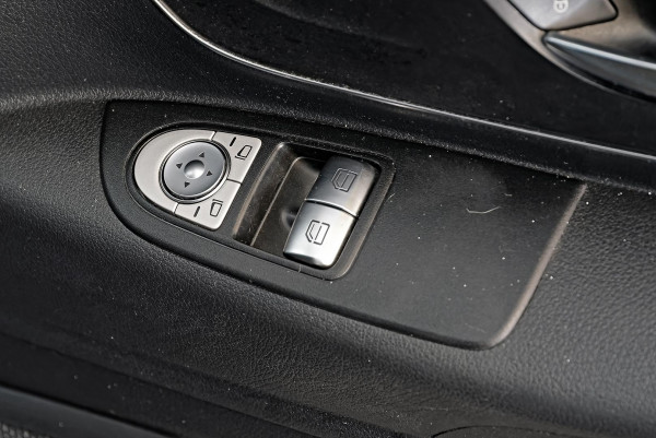2021 Mercedes-Benz Vito 447 116CDI LWB Van image 17