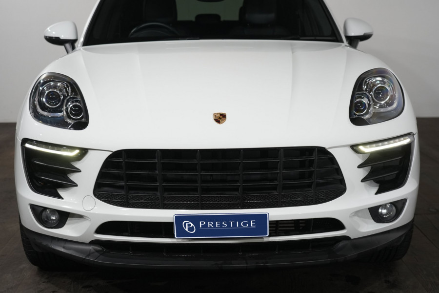 2017 Porsche Macan S SUV Image 3