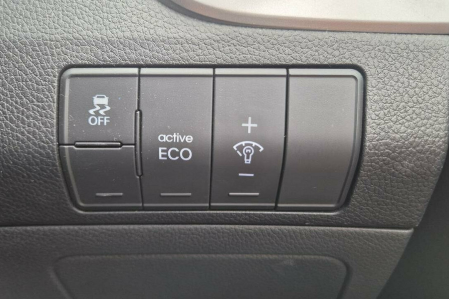 2013 Hyundai i30 GD2 Active Hatch Image 19