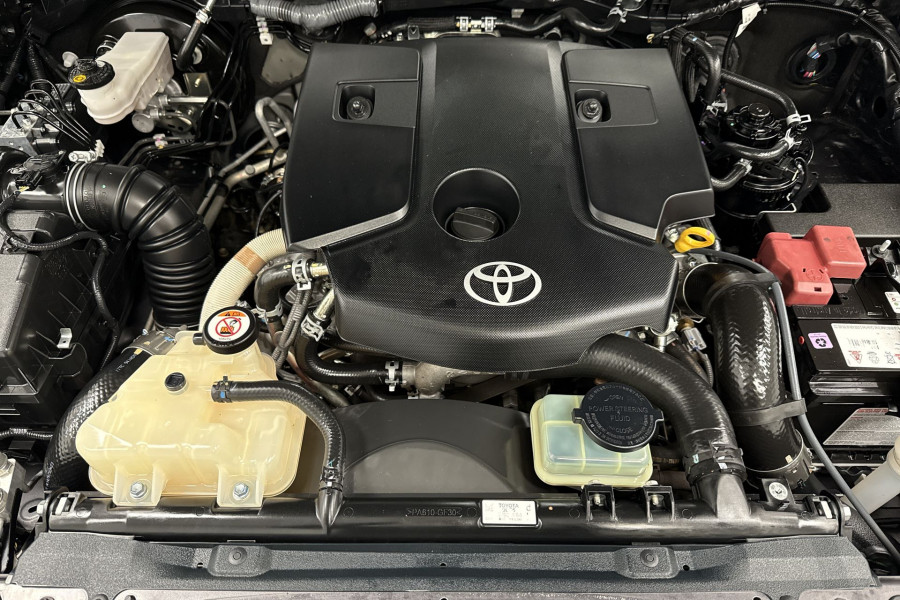 2021 Toyota Fortuner GUN156R Crusade SUV Image 11