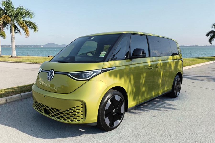 2025 Volkswagen ID. Buzz EB Pro BEV560 People Mover Image 3