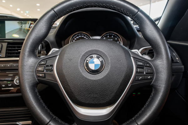 2019 MY18 BMW 2 Series 220i M Sport Convertible image 11