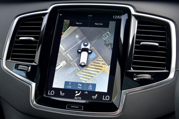 2021 Volvo XC90 L Series T6 R-Design SUV image 11