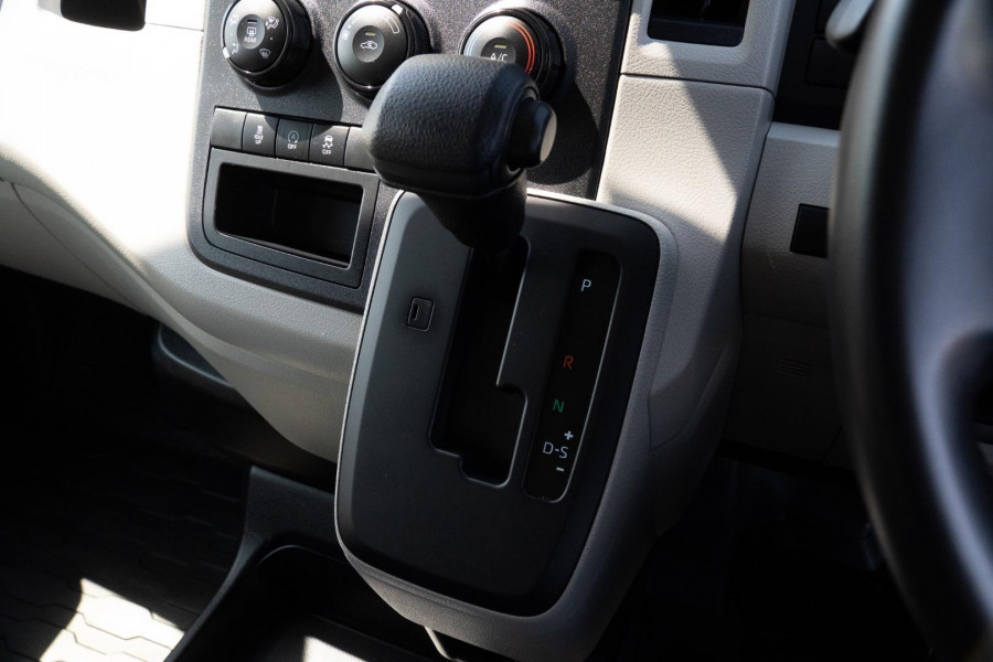 2024 Toyota HiAce GDH300R  Van Image 14