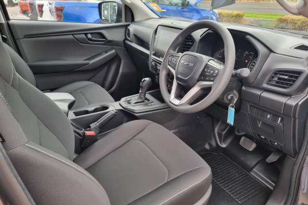 2026 Isuzu D-MAX RG SX Ute Image 9
