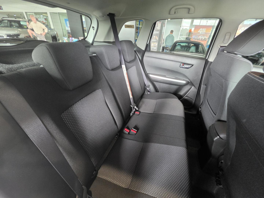 2026 Suzuki Vitara  Turbo Hybrid SUV Image 10