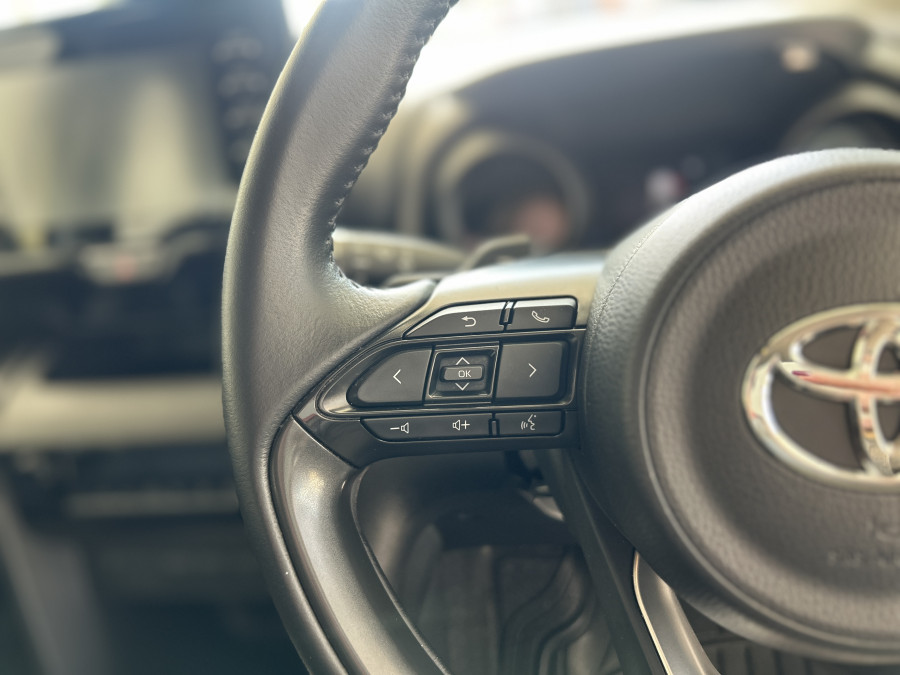 2021 Toyota Yaris Cross MXPB10R GX SUV Image 11