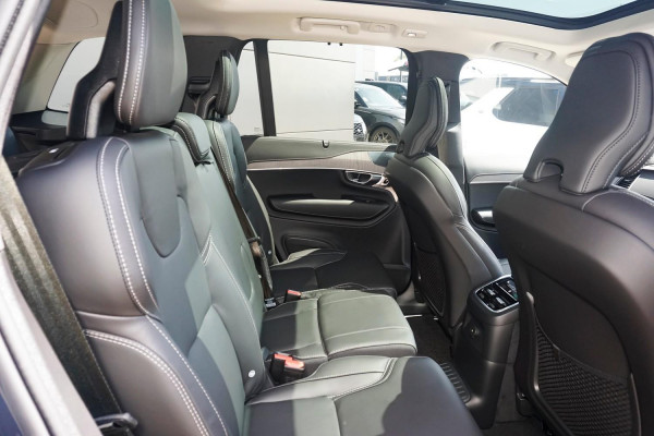 2024 MY25 Volvo XC90  Ultra T8 Plug-In Hybrid SUV Image 6