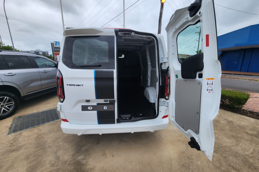 2024 MY24.50 Ford Transit Custom AV Sport SWB Van Image 7