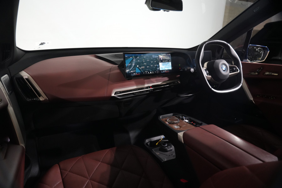 2023 BMW iX xDrive50 Sport SUV Image 13