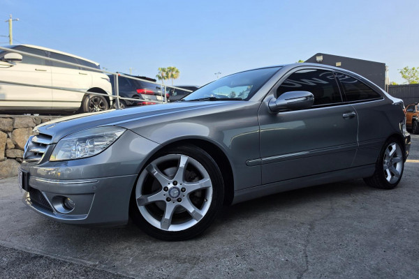 2010 Mercedes-Benz CLA-Class CL203 CLC200 Kompressor Coupe Image 1