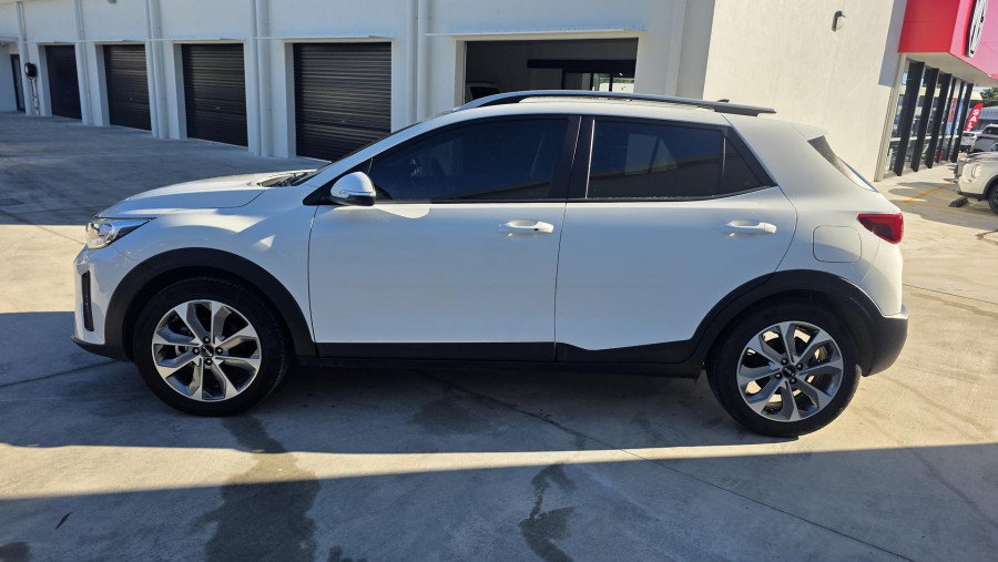 2020 Toyota C-HR NGX Koba SUV Image 16
