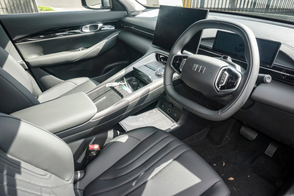 2026 MY27 Geely Starray EM-i P145 Complete SUV Image 6