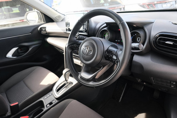 2023 Toyota Yaris Cross MXPB10R GX SUV Image 7