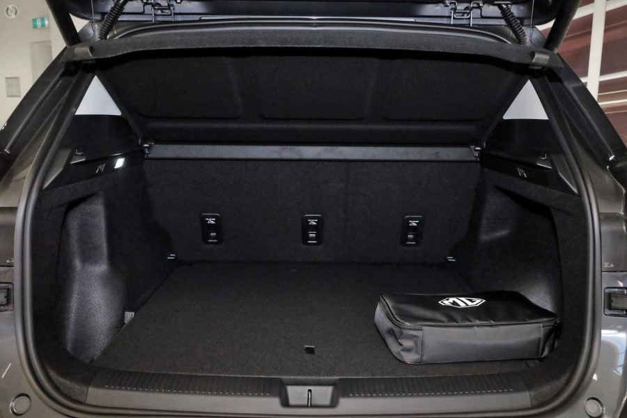 2025 MG MGS5 EV ZS3EM Essence 62 SUV Image 11