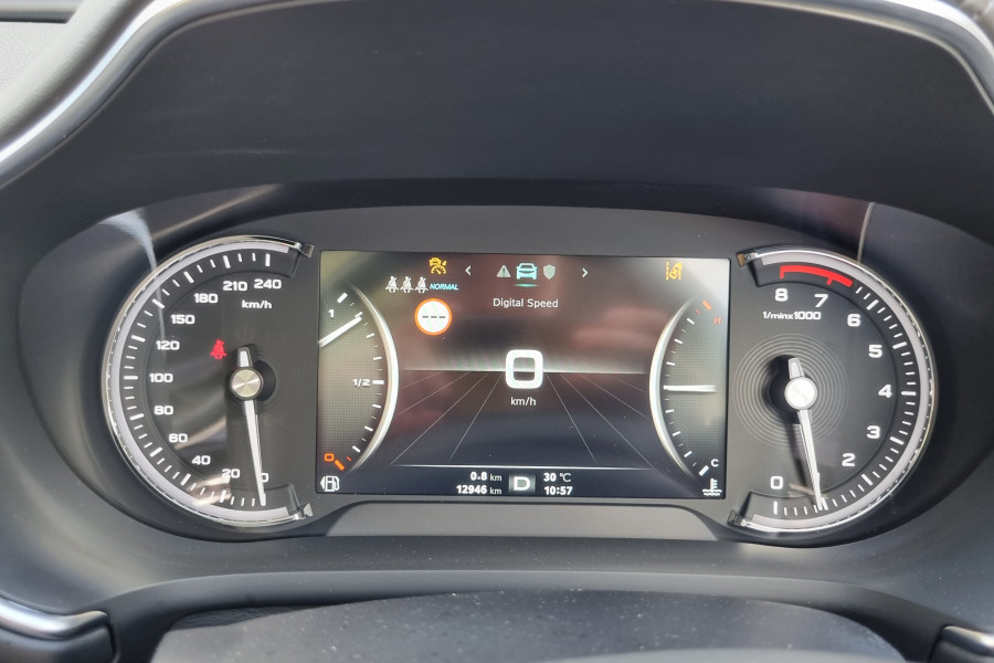 2022 MG HS SAS23 Essence SUV Image 14