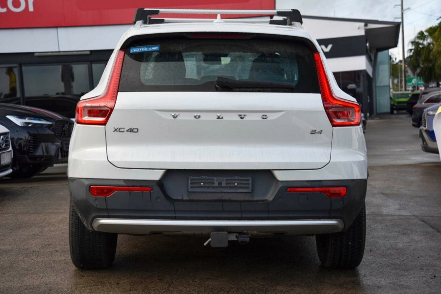 2022 MY23 Volvo XC40 XZ Plus B4 SUV Image 4