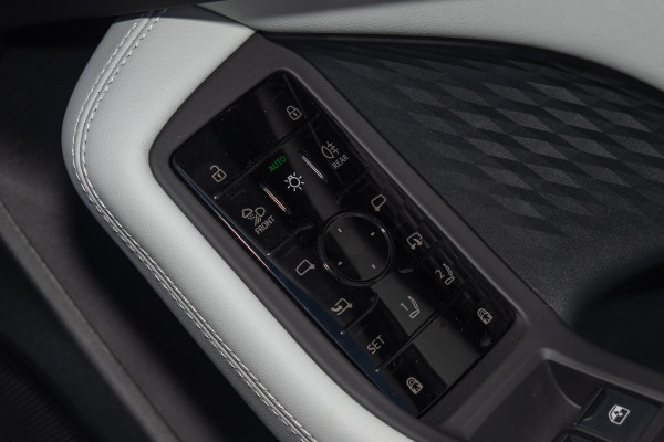 2025 Audi A5 B10 e-hybrid S-Line Sedan image 21