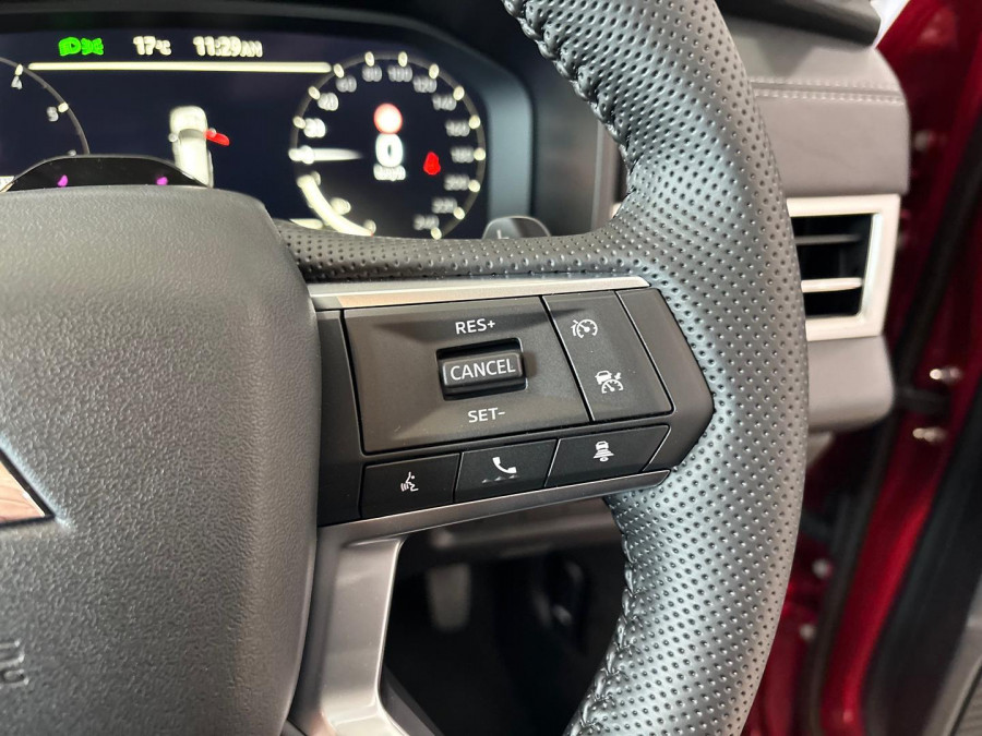 2025 Mitsubishi Outlander ZM LS SUV Image 20