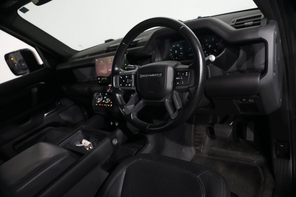 2022 Land Rover Defender L663 110 D300 X-Dynamic HSE SUV Image 11