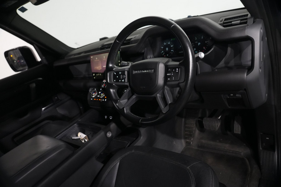 2022 Land Rover Defender L663 110 D300 X-Dynamic HSE SUV Image 11