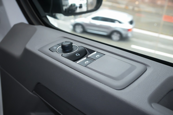2025 Volkswagen Transporter NSN SWB Van Van Image 10