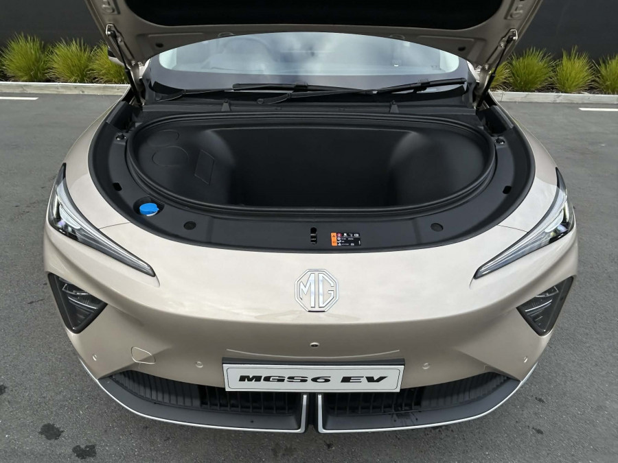 2026 MG MGS6 EV IS3E Essence SUV Image 18