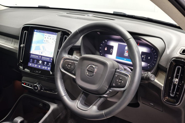 2025 Volvo XC40 XZ Plus B4 SUV Image 36