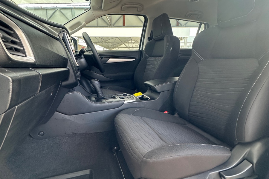 2023 Isuzu MU-X RJ LS-M SUV Image 10