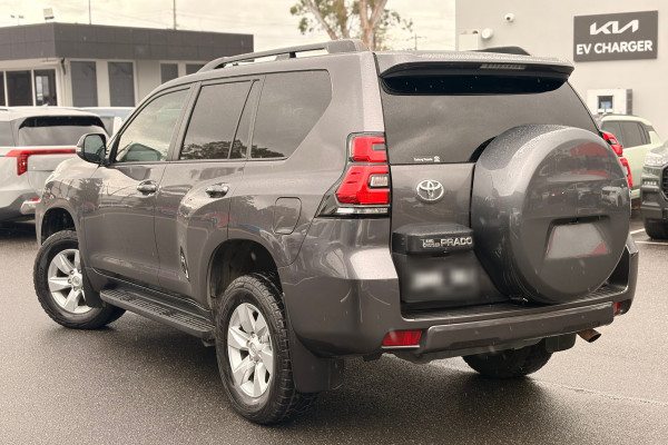 2021 Toyota LandCruiser Prado GDJ150R GXL SUV Image 2