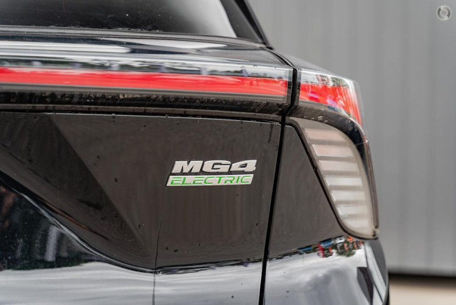 2024 MG MG4 MEH32 Essence 64 Hatch Image 9