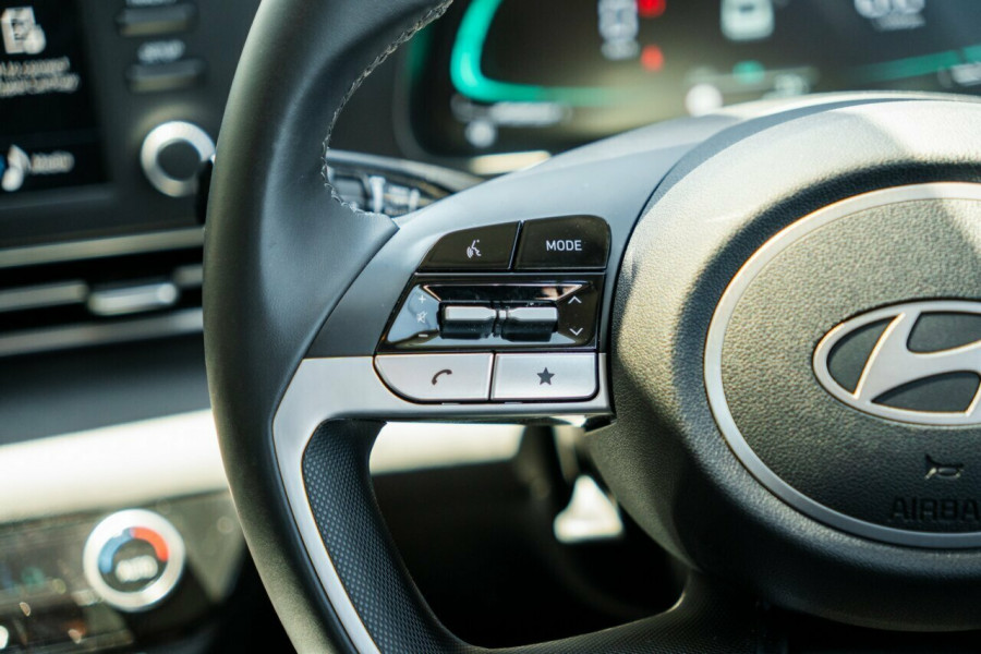 2024 MY25 Hyundai i30 CN7.V2 Hybrid Sedan Image 9