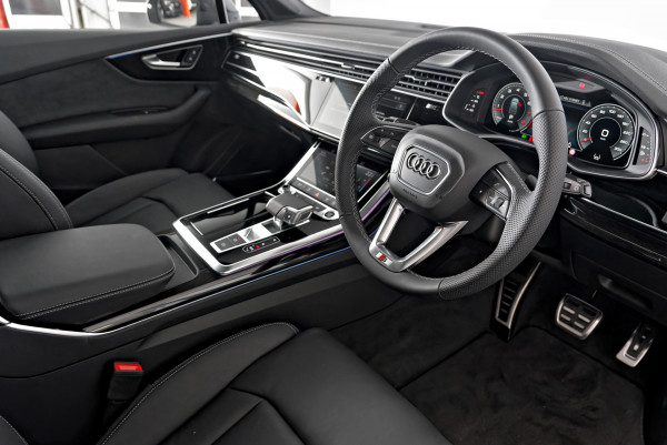 2026 Audi Q7 4M TFSI 250kW S line SUV image 8