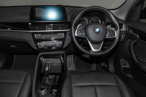2020 BMW X1 sDrive20i SUV Image 21