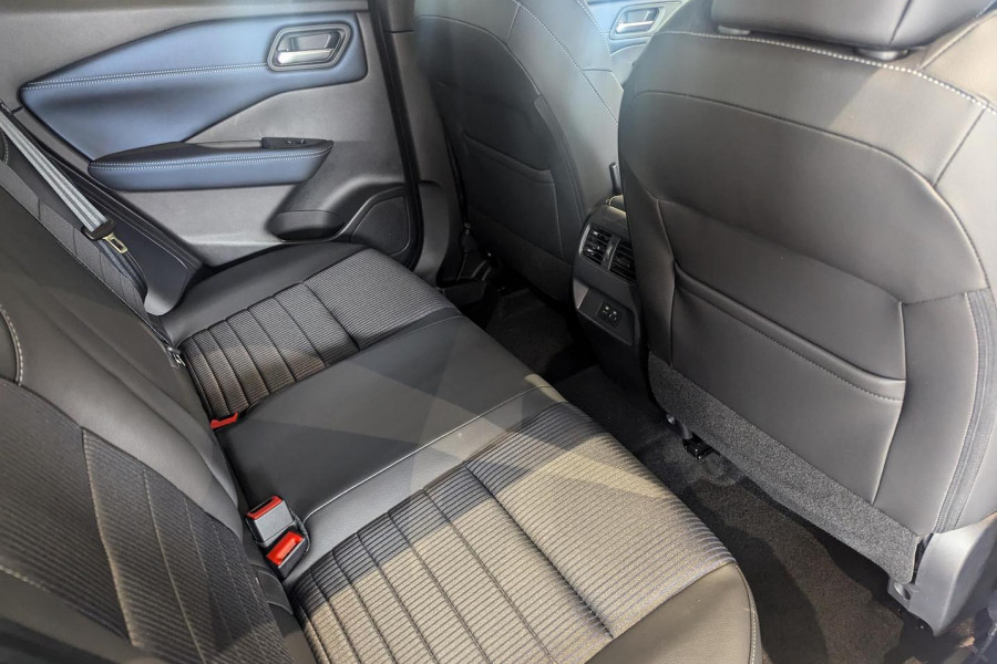 2024 Nissan QASHQAI J12 ST-L SUV Image 17