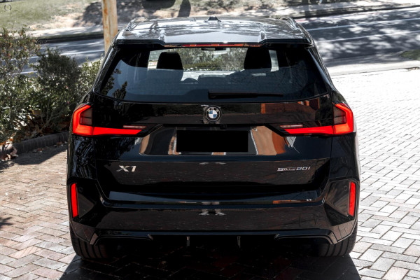 2026 BMW X1 U11 sDrive20i SUV image 3