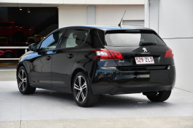 2014 Peugeot 308 T9 Active Hatch Image 3