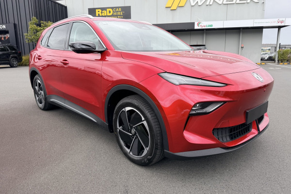 2026 MG MGS5 EV Essence 49 SUV Image 1