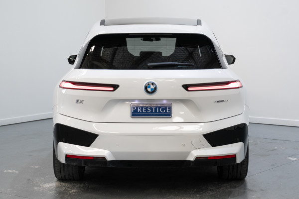 2022 BMW iX xDrive50 Sport SUV Image 10