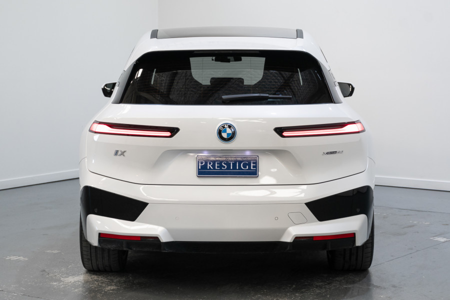 2022 BMW iX xDrive50 Sport SUV Image 10